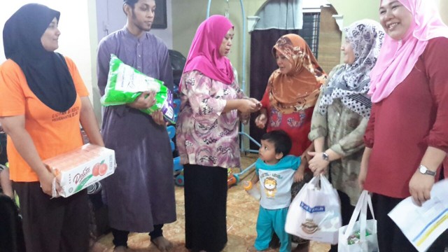 Cawangan Perjiranan 9 Santuni 24 Orang Penerima Bantuan 6 Cawangan Perjiranan 9 Santuni 24 Orang Penerima Bantuan - Berita