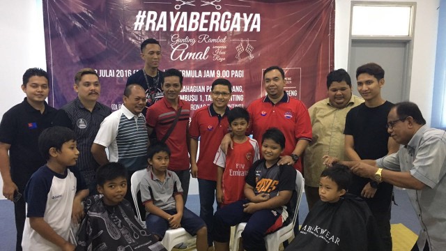 Raya Bergaya Pemuda Bersama Anak Yatim 5 Raya Bergaya Pemuda Bersama Anak Yatim - Berita