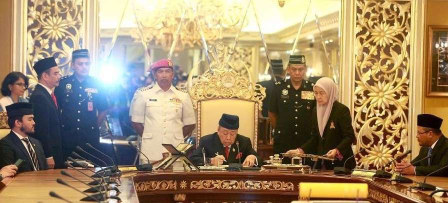 Sultan Selangor Perkenan Dun Dibubar Jumaat Ini - Umum