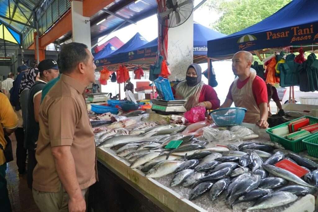 Walkabout Pasar Tani Kekal Permas Jaya - Berita