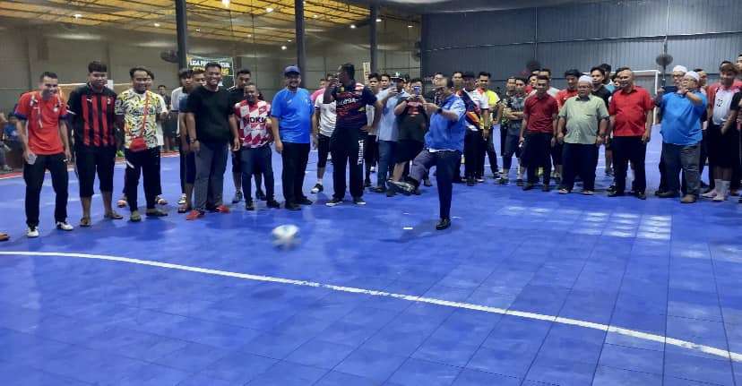 Belia 4B Kuala Terengganu Anjur Futsal Anak Muda - Berita